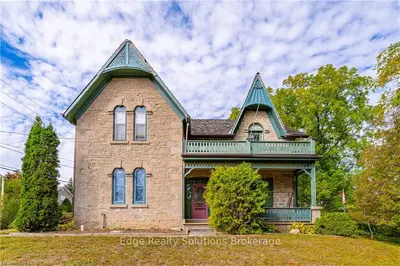 303 ST GEORGE Street E, Centre Wellington, ON N1M 1K6