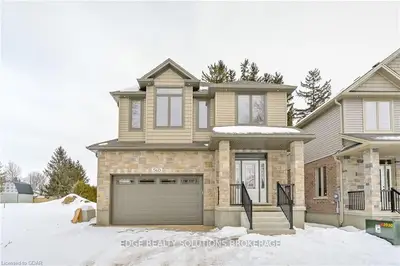 560 James Street, Centre Wellington, On N1m 2h8