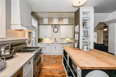 41 Yorkshire Street N, Guelph, On N1h 5a8
