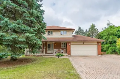 3 PANDORA Drive, Guelph/Eramosa, ON N1H 6J2
