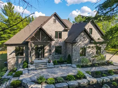 7665 WELLINGTON ROAD 34, Puslinch, ON, N0B 2J0