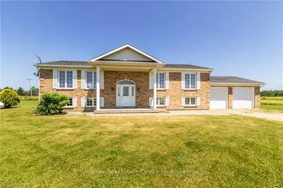 7402 SIDEROAD 8 W Road, Wellington North, ON N0G 1A0