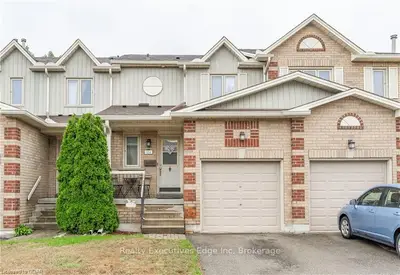 302 COLLEGE AVE W Avenue 154, Guelph, ON N1G 4T6