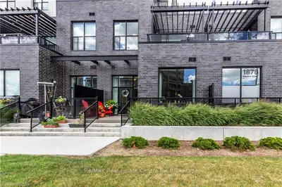 1878 GORDON Street 104, Guelph, ON N1L 0P4