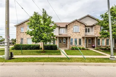 210 DAWN AVE Avenue 2, Guelph, ON N1G 5L5