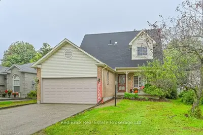 710 Woodhill Drive, Centre Wellington, On N1m 3m8