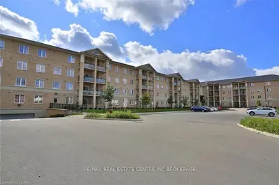 1077 Gordon Street 413, Guelph, Nc N1y 1r7