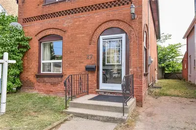 27 Pearl Street, Brantford, On N3t 3n3