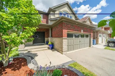 84 VAUGHAN Street, Guelph, ON N1G 0B3