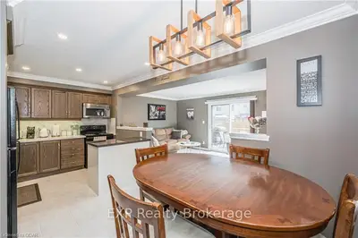 126 CREIGHTON Avenue, Guelph, ON N1E 0H8
