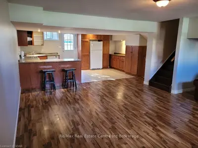 12 SCHUURMAN Court, Guelph, ON N1G 4K1