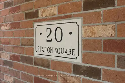 20 Station Square 213, Centre Wellington, On N0b 1s0