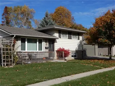164 Country Club Drive, Guelph, On N1e 3l2