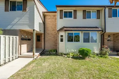 40 SILVERCREEK Parkway N 19, Guelph, ON N1H 7X5