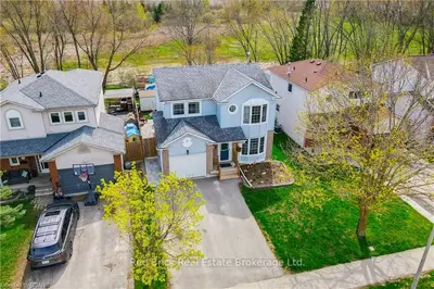 639 HOLMAN Crescent, Centre Wellington, ON N1M 3M1