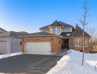 113 MUNICIPAL Street, Guelph, ON N1G 4P9