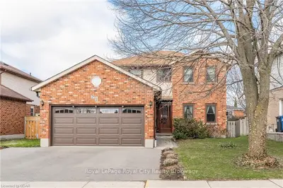 21 PINETREE Drive, Guelph, ON N1K 1P1