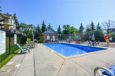 941 GORDON Street 4, Guelph, ON N1G 4R9