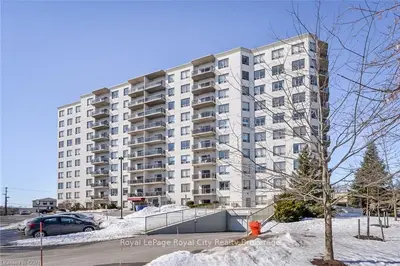 60 WYNDHAM Street S 312, Guelph, ON N1E 7H7