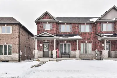 207 POPPY Drive E, Guelph, ON N1L 0N4