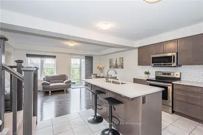 91 POPPY Drive E 37, Guelph, ON N1L 0M6