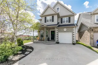 64 GIBBONS Drive, Centre Wellington, ON N1M 3V8