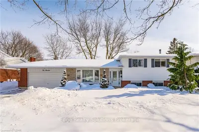 300 ELORA Street, Centre Wellington, ON N1M 1Y8