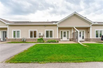 760 WOODHILL Drive 102, Centre Wellington, ON N1M 3W5