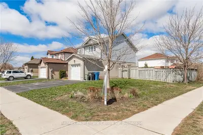 84 CANDLEWOOD Drive, Guelph, ON N1K 1T8