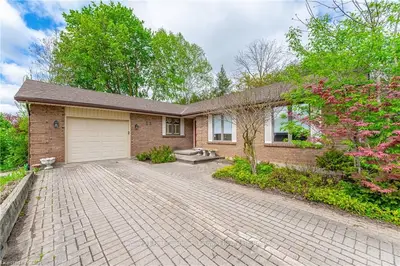 23 WELLINGTON Drive, Centre Wellington, ON N0B 1S0