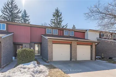 2 WORTON Avenue 24, Guelph, ON N1H 7C5