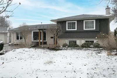 688 ALGOMA Place, London North, ON N5X 1W6
