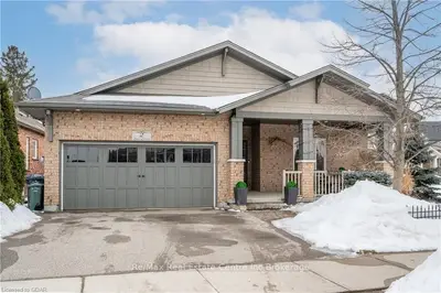 2 ZESS Court, Guelph, ON N1G 0B1