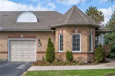 6 GARDENVIEW Court, Guelph, ON N1G 4X7