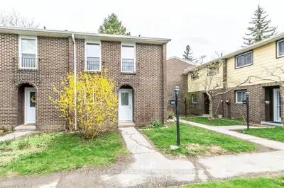31 GREENGATE Road 114, Guelph, ON N1H 6R3