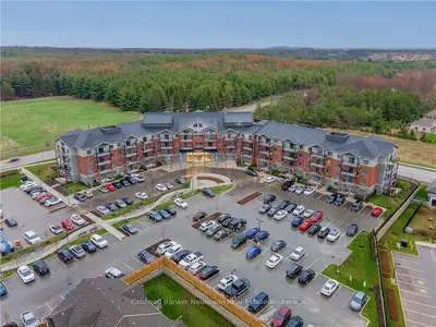 35 KINGSBURY Square 119, Guelph, ON N1L 1C3