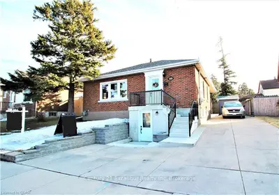 268 FENNELL Avenue E, Hamilton, ON L9A 1T1