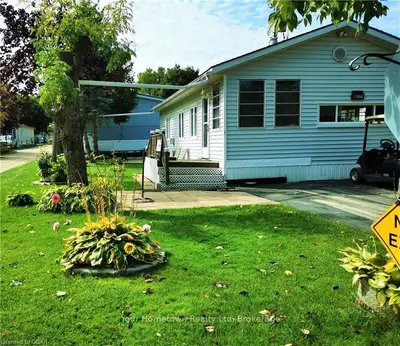 506 POPLAR Place, Centre Wellington, ON N1M 2W5