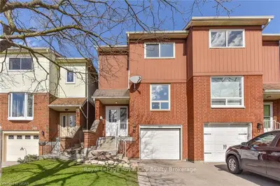 101 DOVERCLIFFE Road 31, Guelph, ON N1G 3A5