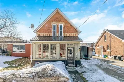 26 KING Street, East Luther Grand Valley, ON L9W 5S3