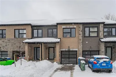 10 VAUGHAN Street 9, Guelph, ON N1L 1C9