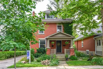 62 Mary Street, Guelph, On N1g 2b1