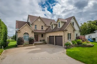 209 Toronto Street N, Grey Highlands, On N0c 1h0
