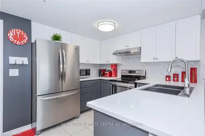 43 Waterford Drive 306, Guelph, On N1l 0j6