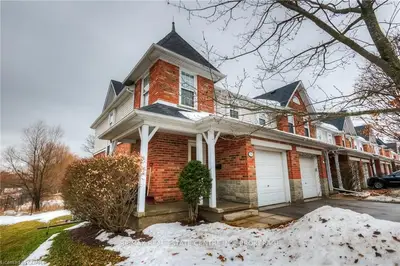 1055 Gordon Street 38, Guelph, On N1g 4x9