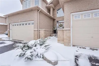 254 Summerfield Drive 10, Guelph, On N1l 1r4