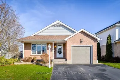 349 Tait Crescent, Centre Wellington, On N1m 3p8