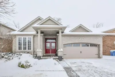 52 Tovell Drive, Guelph, On N1k 1z8