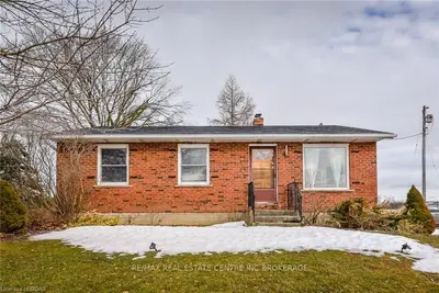 8627 Concession 6, Wellington North, On, N0g 1a0