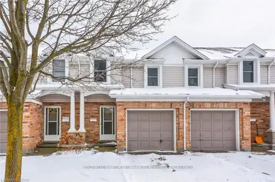 66 Rodgers Road 48, Guelph, On N1g 4y5